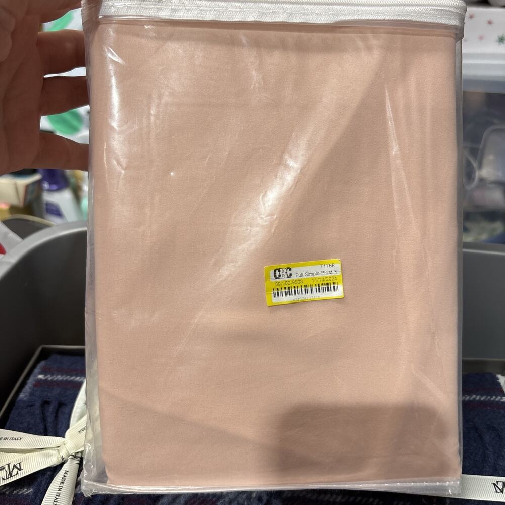 New Pillowfort Full Simple Pleat Bedskirt Pink - Picture 2 of 2